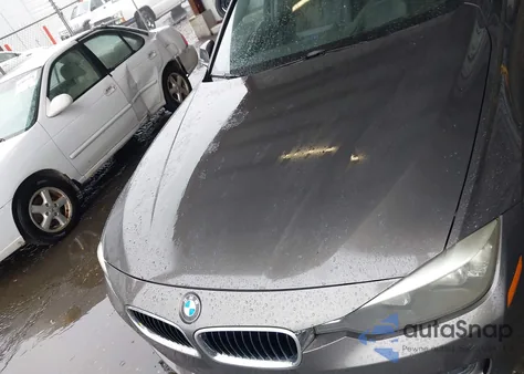 2013 BMW 328I z USA, uszkodzony, nr VIN WBA3A5G5XDNP23823